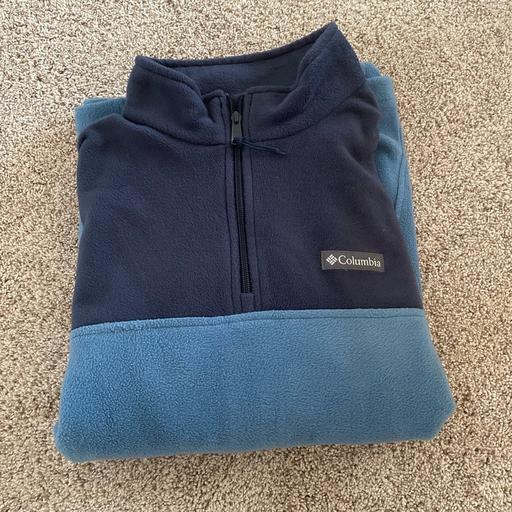 Blue Columbia fleece